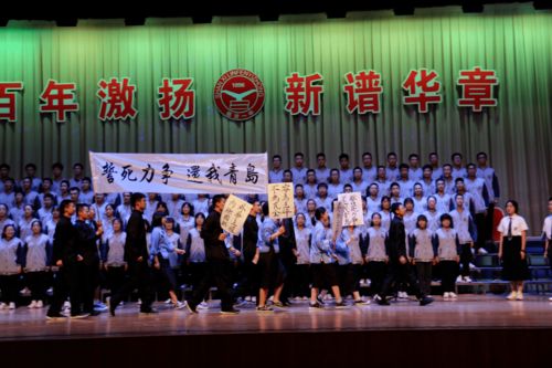 傳誦經(jīng)典 譜寫芳華——臨汾一中第十九屆校園文化藝術(shù)節(jié)高一年級大型詩文吟誦比賽側(cè)記